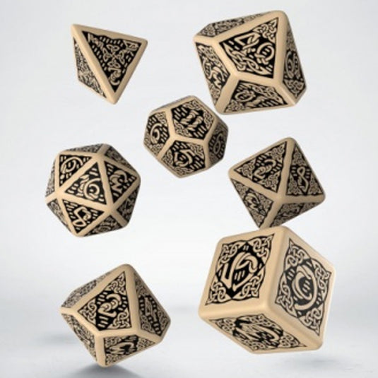 Celtic 3D Revised Beige & Black Dice Set (7)