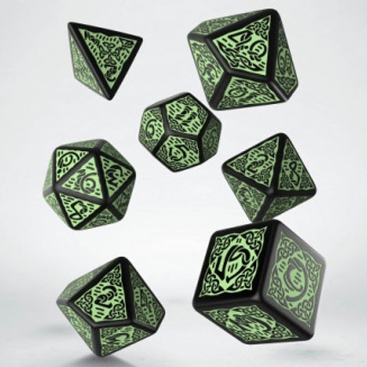 Celtic 3D Revised Black & Green Dice Set (7)