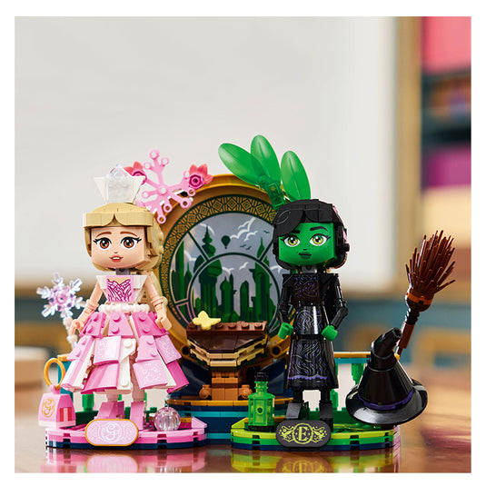 lego wicked Elphaba Glinda Figures 75682 feature